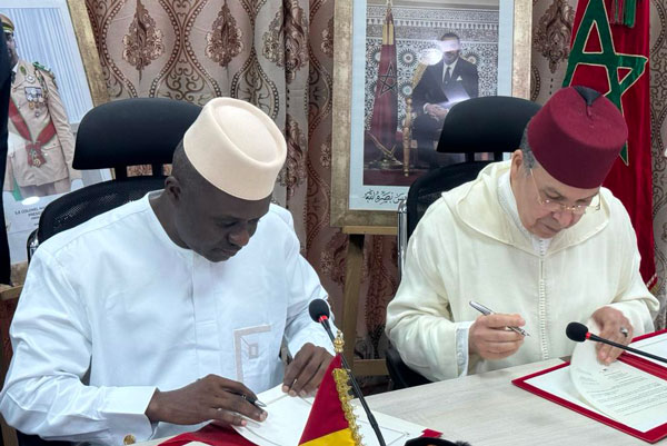 Signature d’un Protocole entre le Royaume du Maroc et la République de Guinée portant sur la gestion et le fonctionnement du Complexe religieux Mohammed VI de Conakry