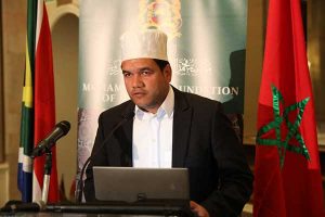 Dr. Muneer Abduraof, avocat et conférencier, Université de l’Ouest, département de droit, Le Cap.