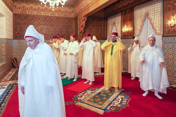 His Majesty King Mohammed VI (may Allah protect him), Commander of the Faithful, performs Eid Al-Fitr Prayer