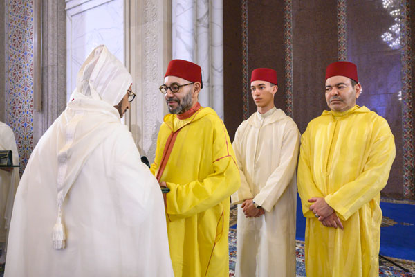 SM le Roi, Amir Al-Mouminine, préside à la mosquée Hassan II à Casablanca une veillée religieuse en commémoration de Laylat Al-Qadr bénie