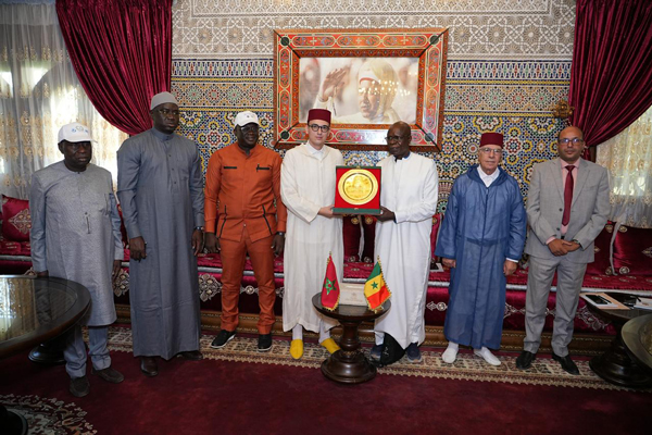 وفد عن المركز الإفريقي للذكاء الاستراتيجي في زيارة لمؤسسة محمد السادس للعلماء الأفارقة بفاس