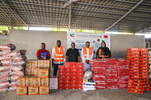 غينيا الاستوائية – فرع مؤسسة محمد السادس للعلماء الأفارقة ينظم مبادرة تضامنية لفائدة الأيتام والأسر الهشة بمالابو