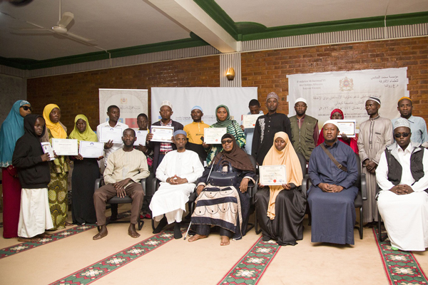 رواندا – فرع المؤسسة يوزع معدات مهنية لفائدة ذوي الاحتياجات الخاصة بعد استفادتهم من برنامج للتكوين المهني