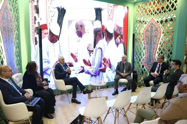 La Fondation Mohammed VI des Ouléma Africains met en exergue ses efforts au service de la Sîra Annabawiya lors du Salon International de l’Édition et du Livre de Rabat